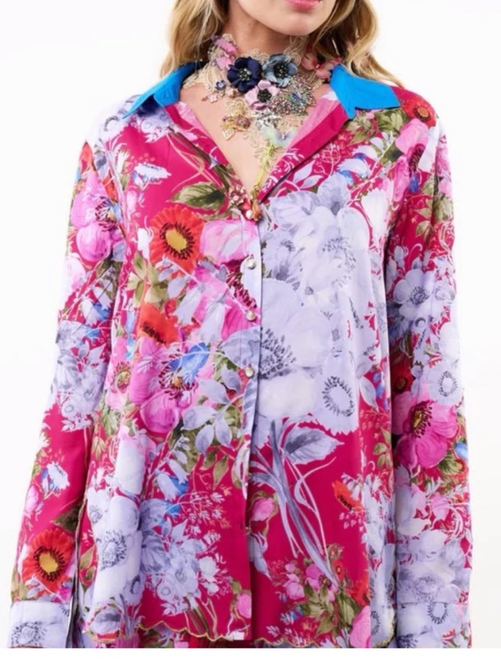 Aratta Vibrant Pink Floral Button-Up Blouse with Blue Collar
